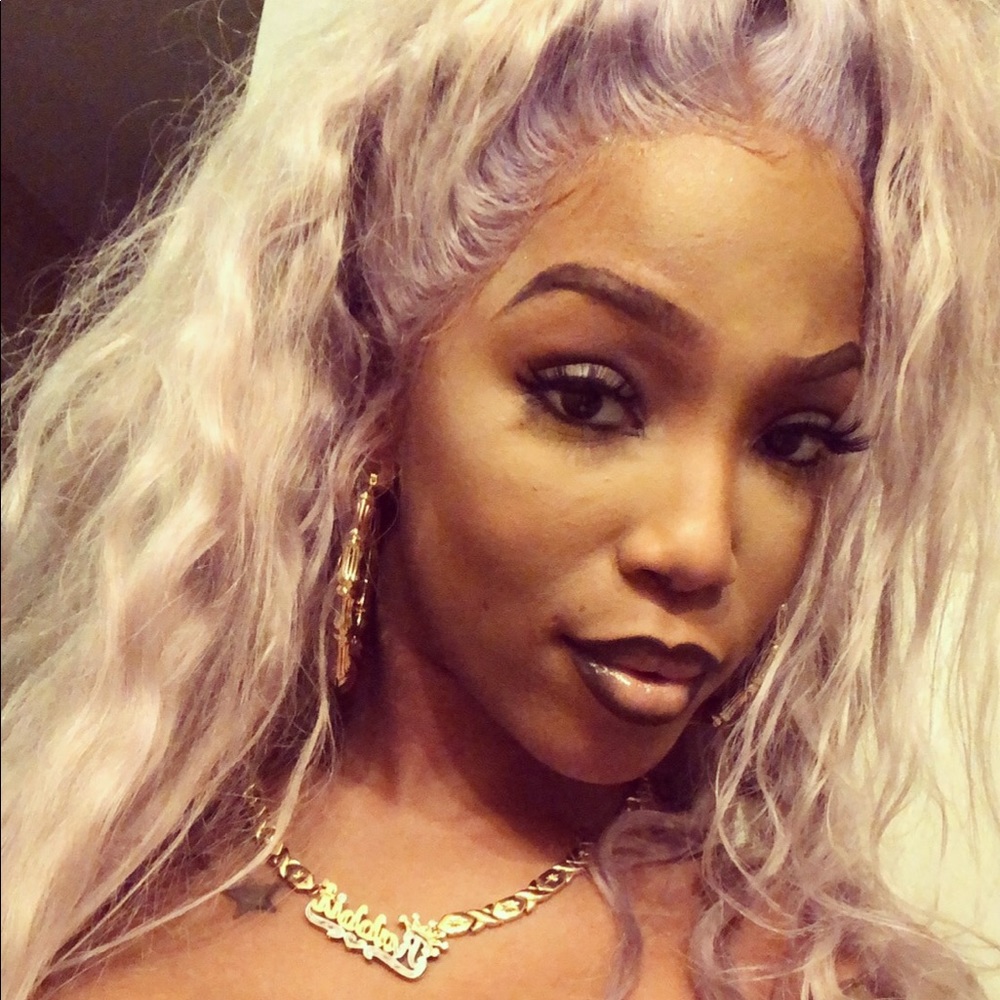 Meet your Posher, Savonna